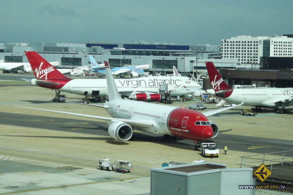 Boeing 787-8 Dreamliner